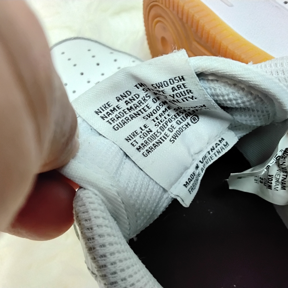 Nike White and Tan Sneakers - Picture 8 of 16